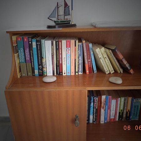 Apartmán To Kamari Paralia Agias Foteinis Exteriér fotografie
