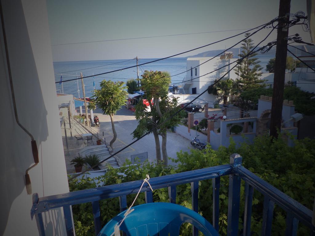 Apartmán To Kamari Paralia Agias Foteinis Pokoj fotografie