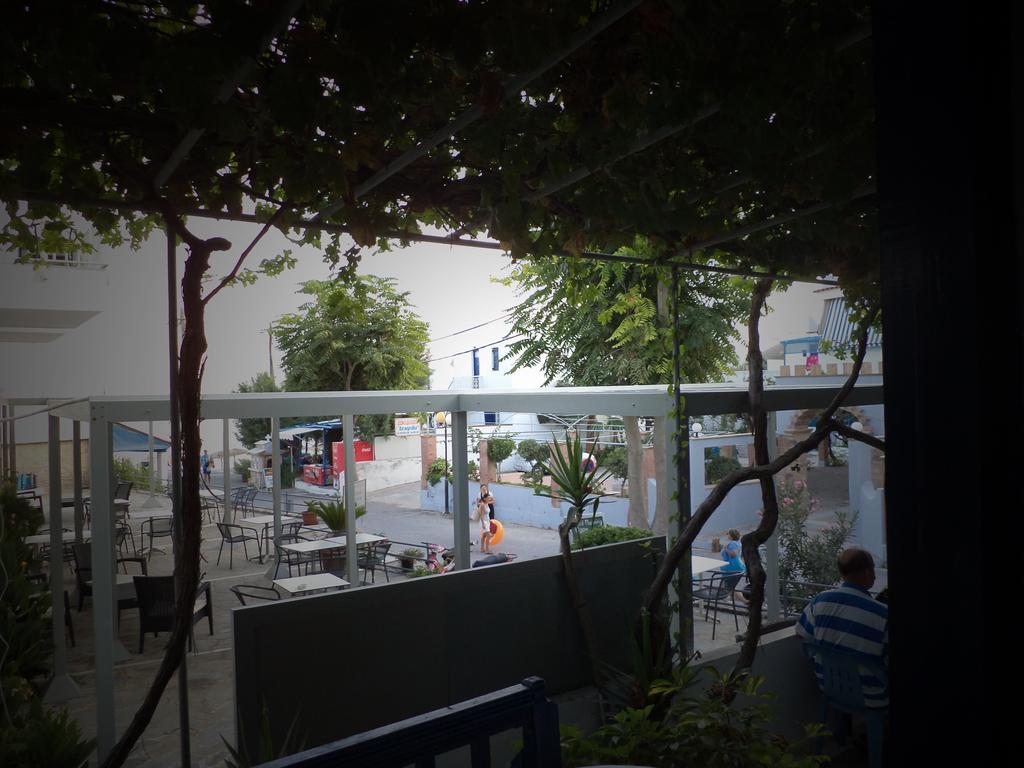 Apartmán To Kamari Paralia Agias Foteinis Exteriér fotografie