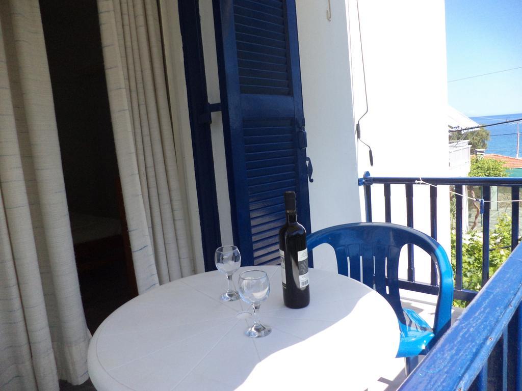 Apartmán To Kamari Paralia Agias Foteinis Exteriér fotografie